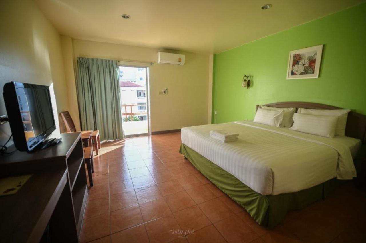 Opey De Place Pattaya Exterior photo