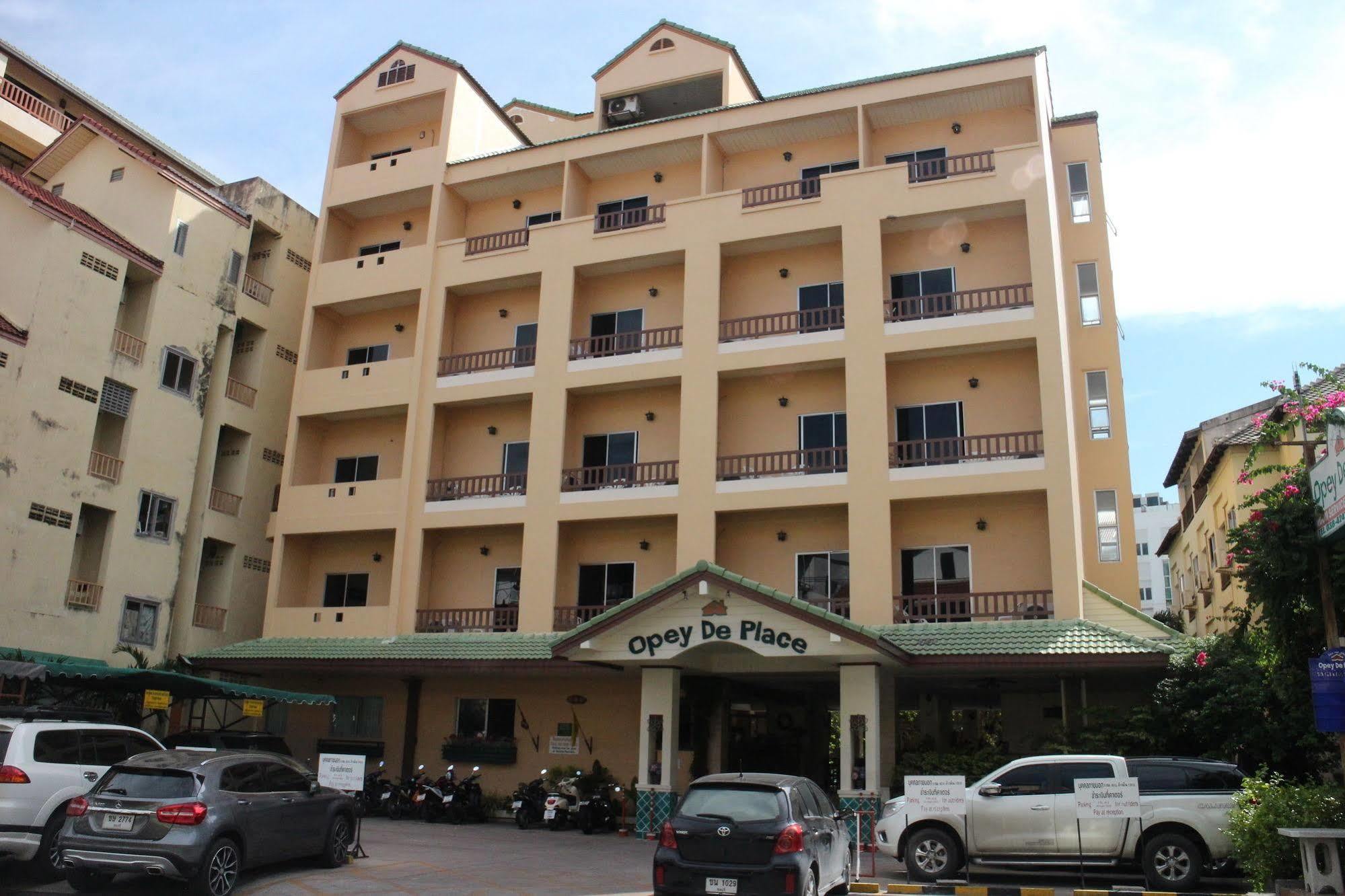 Opey De Place Pattaya Exterior photo