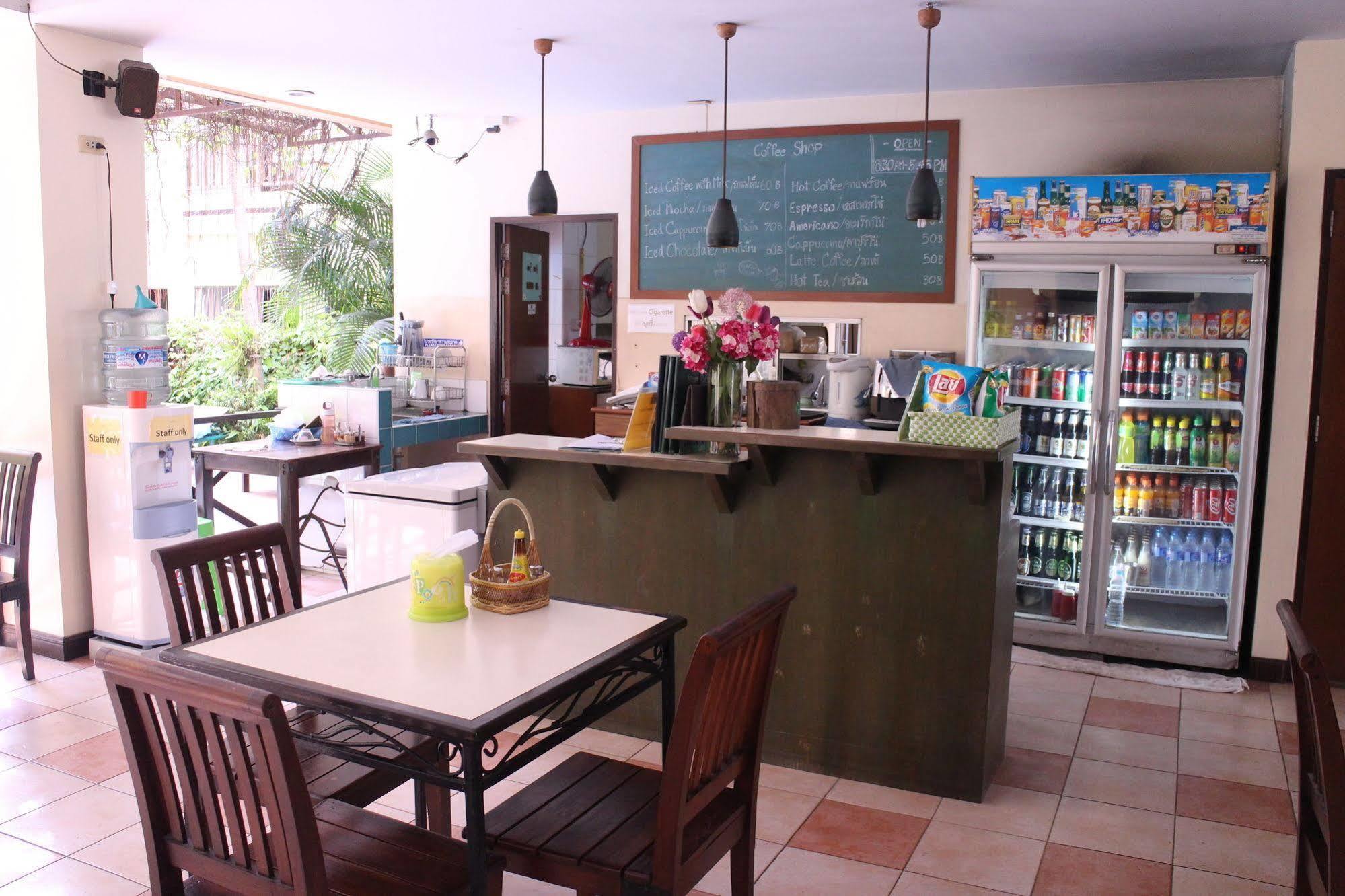 Opey De Place Pattaya Exterior photo
