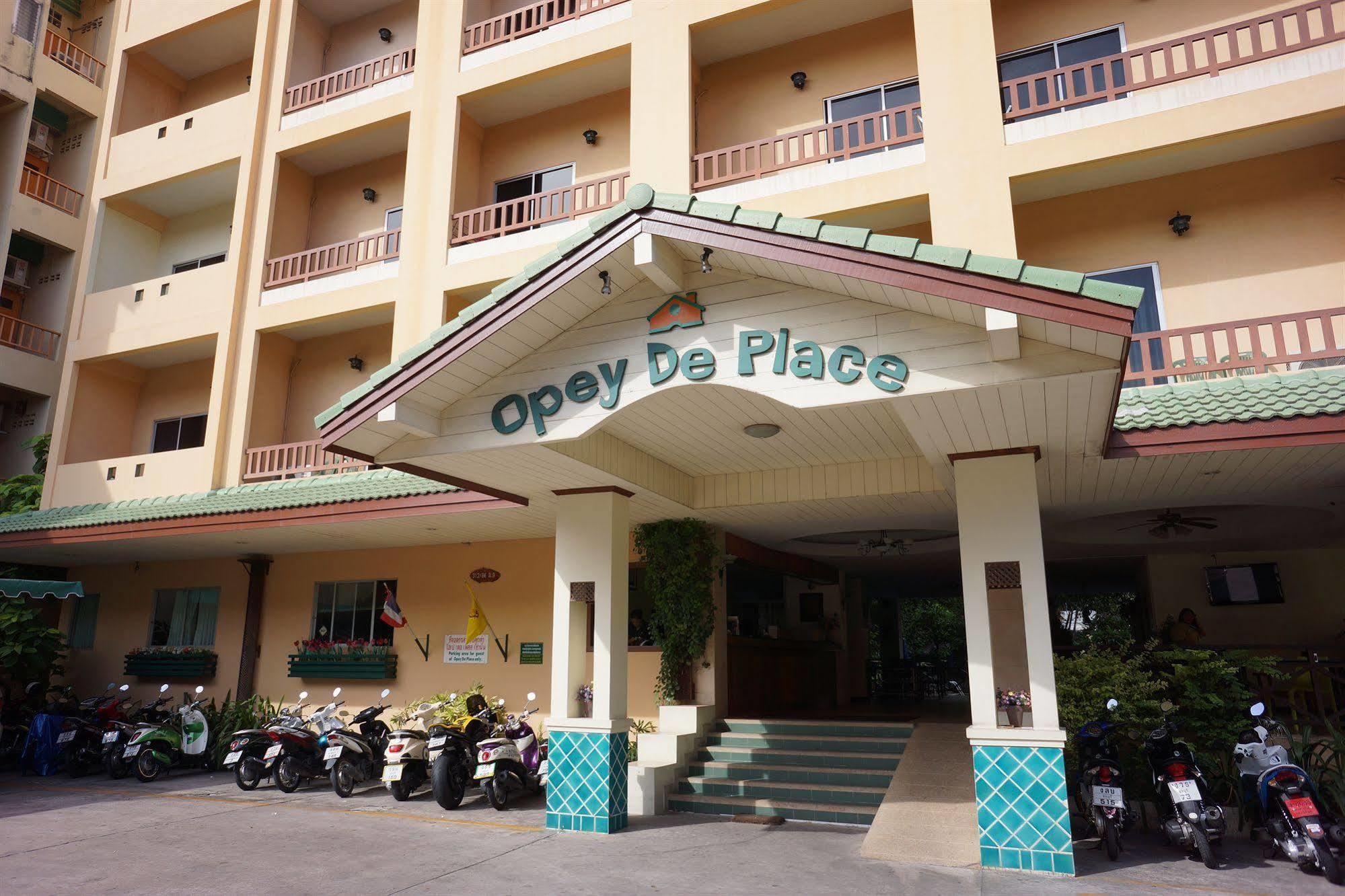 Opey De Place Pattaya Exterior photo