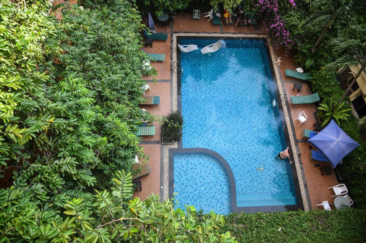 Opey De Place Pattaya Exterior photo
